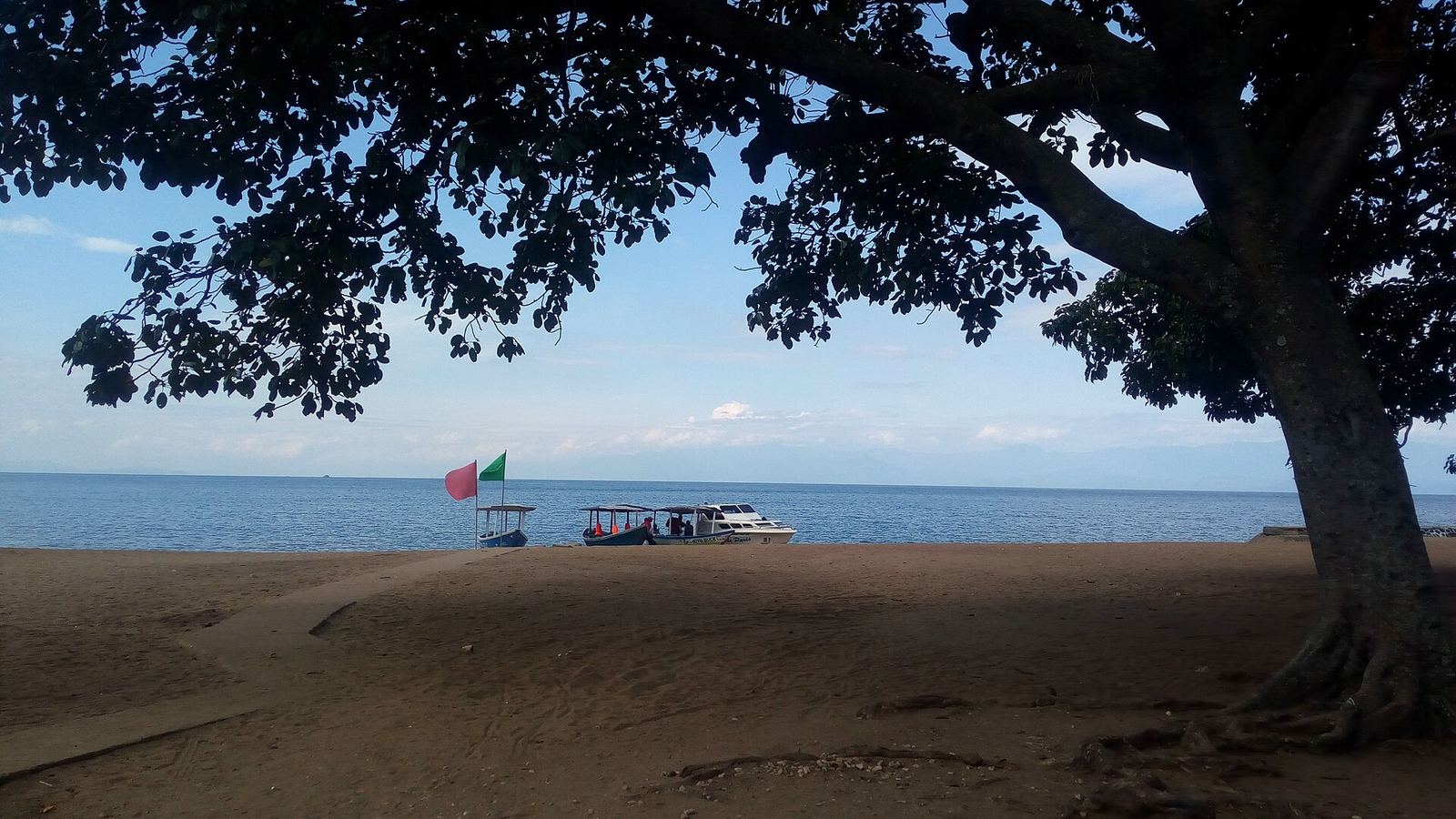 4 Days: Lake Kivu Road Trip